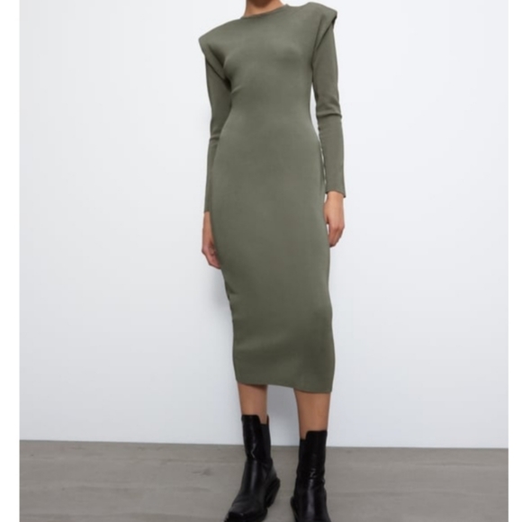 Zara Dresses & Skirts - Zara shoulder pad knit dress